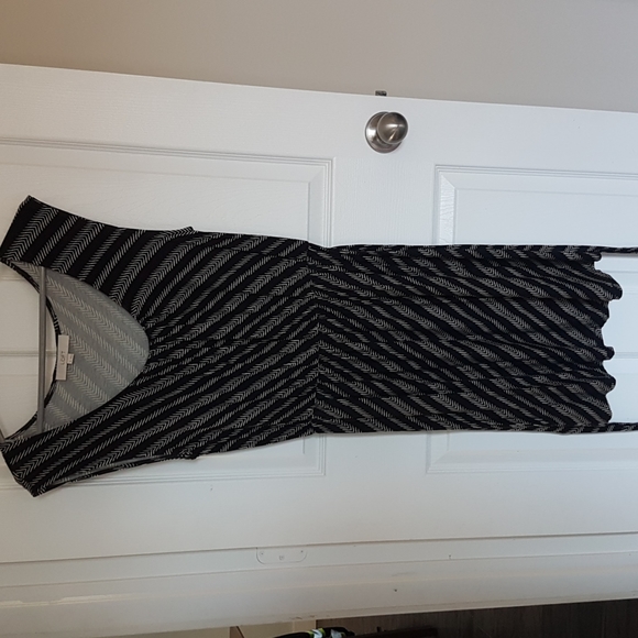 LOFT dress - medium - Picture 2 of 5
